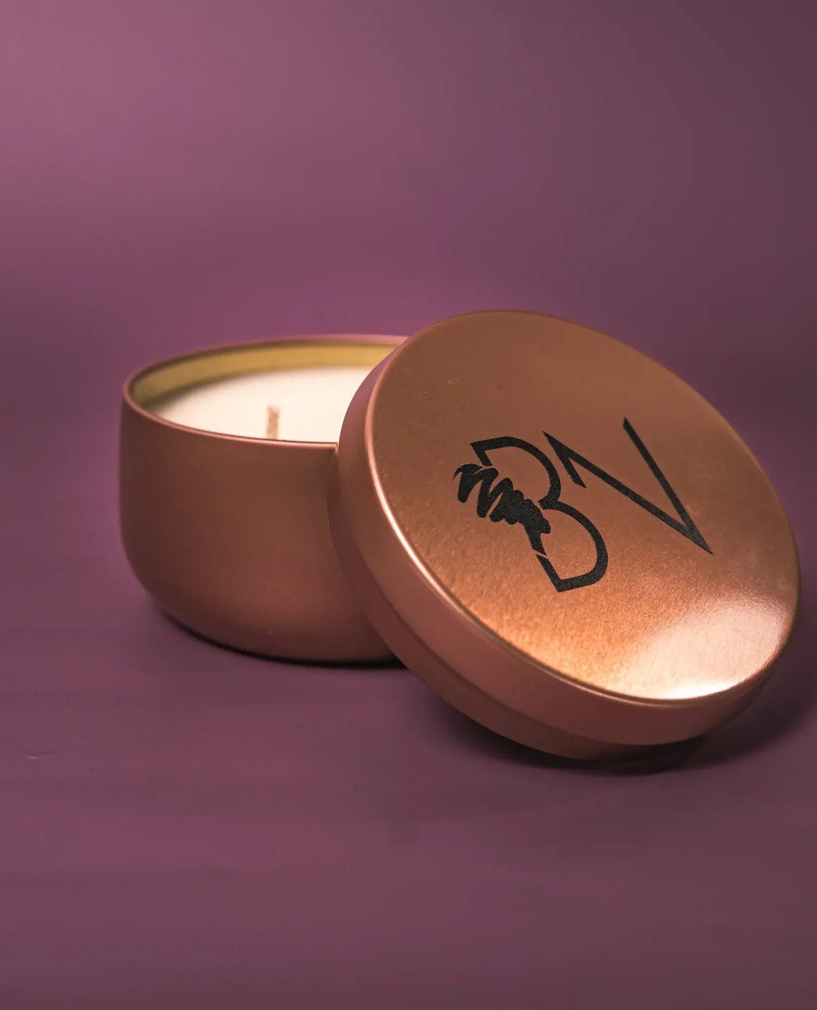 Noire Essence Candle